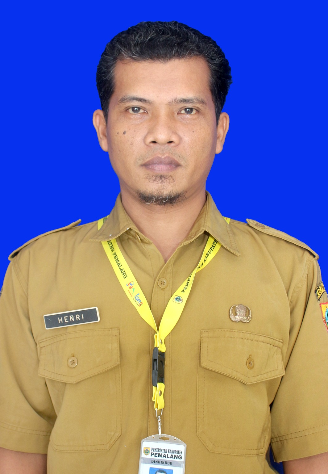 Henri  Busyaeri,S.Pd